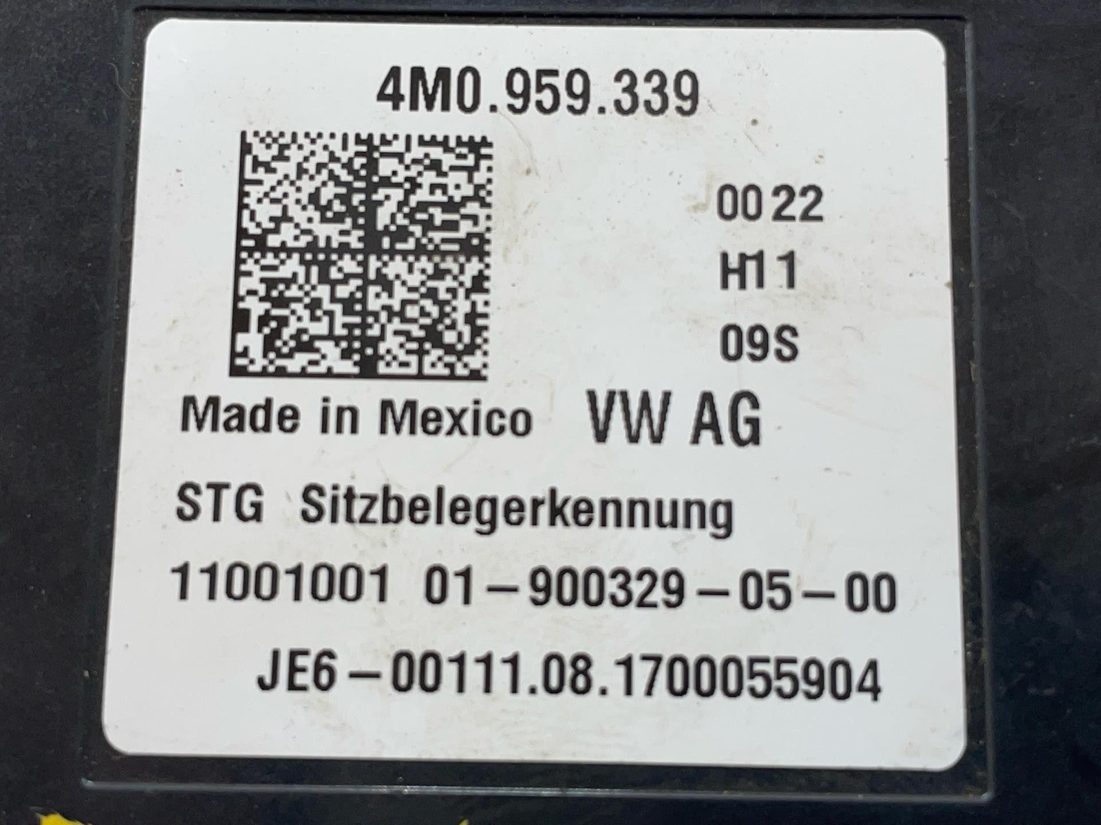 Fits 2017 - 2020 AUDI A4 Front RH Right Seat Occupant Detection Module OEM