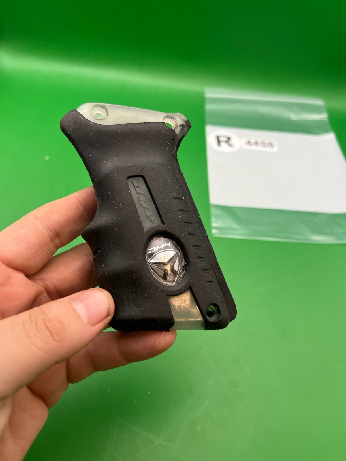 Dye Sticky Grips