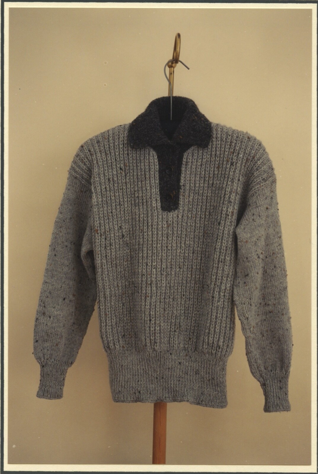 Mari Knitting Pattern MS 109 Placket Pullover Sweater for Men & Women  36"-48"