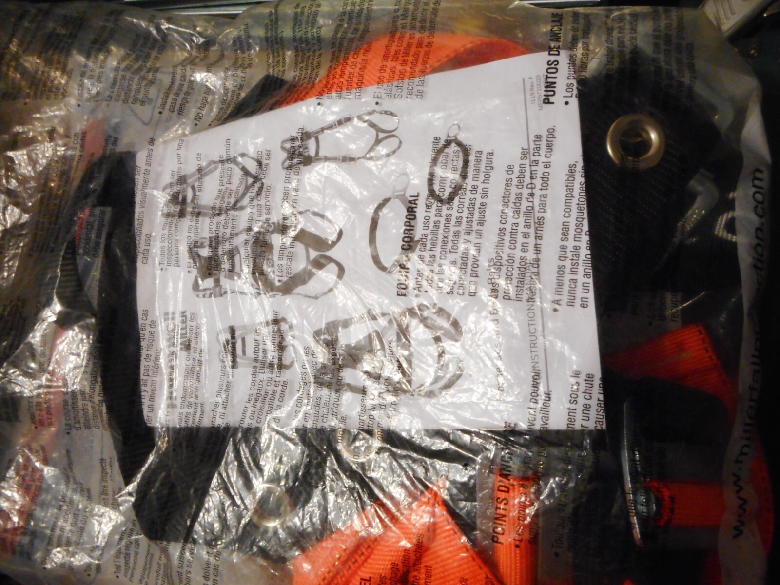 NEW MILLER A000013012 BODY HARNESS WITH T5111-Z7/6FTAF TITAN ABSOR ANSI Z7