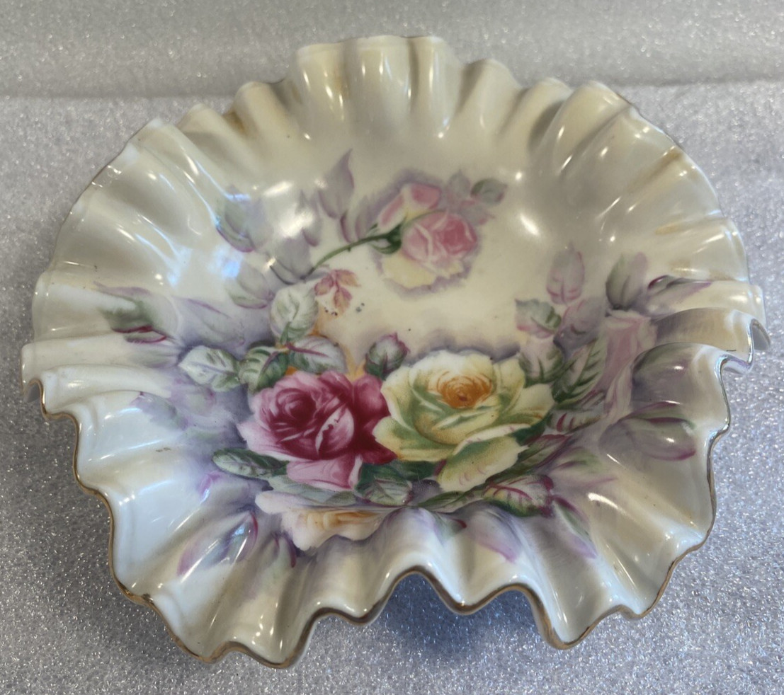 Arnart #7423 Gold Trimmed 6" China Trinket or Candy Dish. Red/Pink/White Roses.