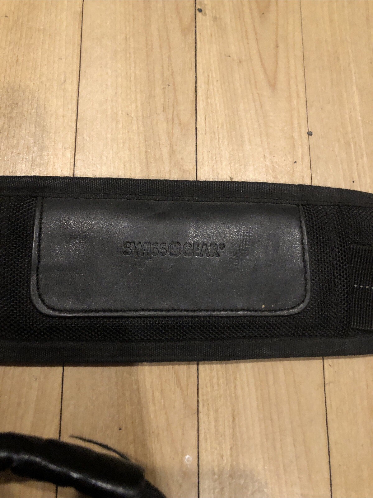 Swiss Gear Carrying Case for 17" Notebook - Black