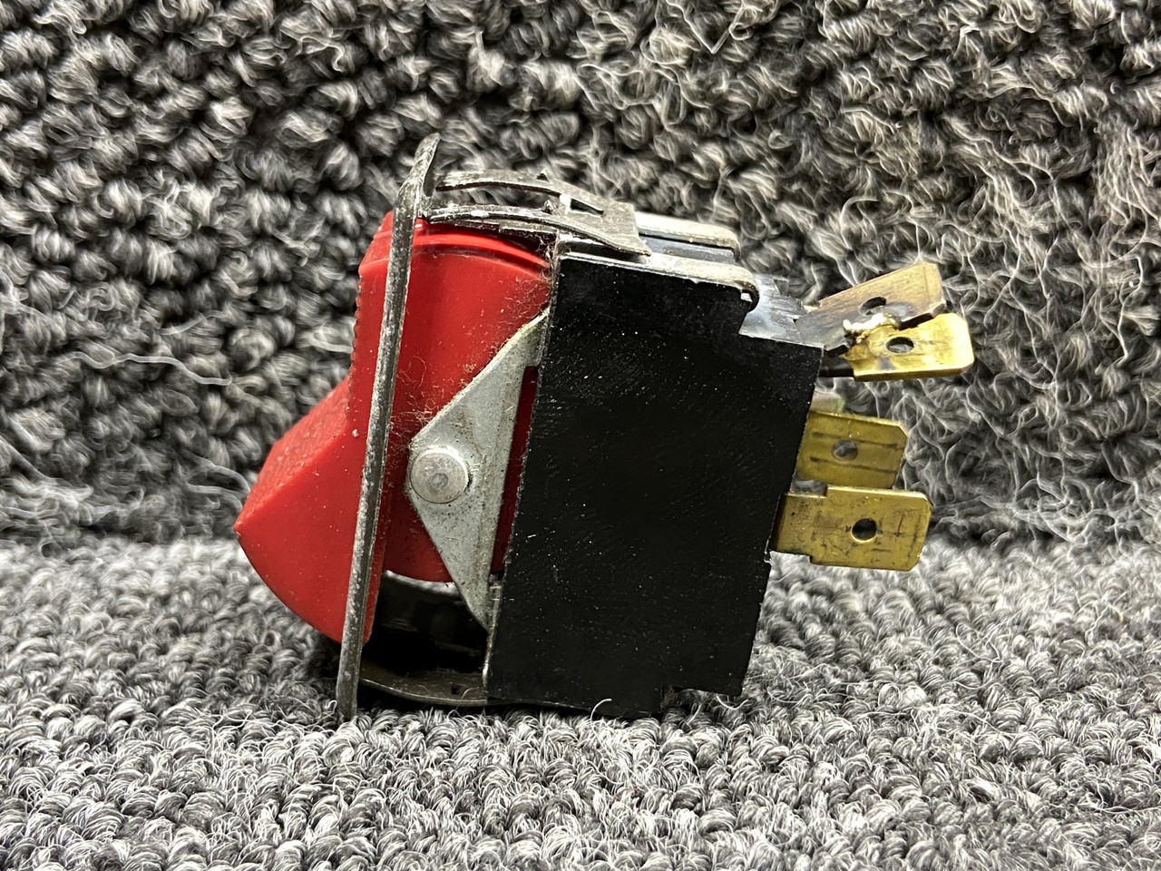 S-1994-1-1 Cessna 182 Dual Master Rocker Switch