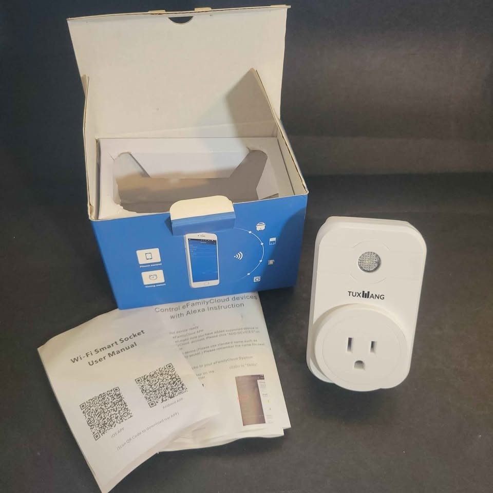 Tuxilang Smart Plug