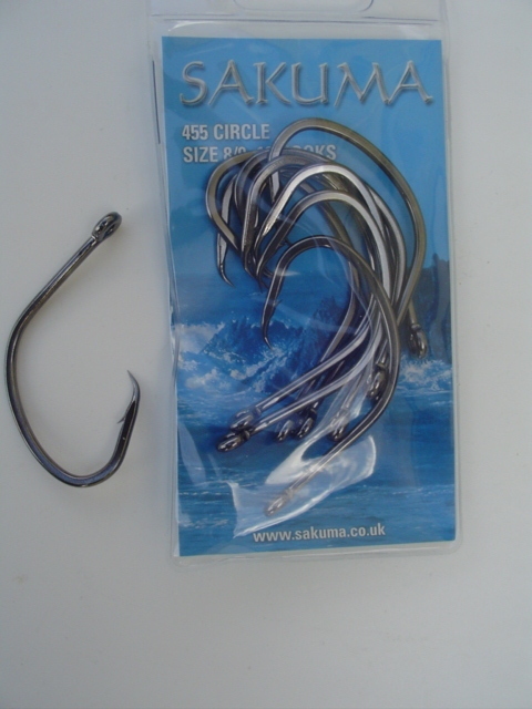 SAKUMA 445 CIRCLE EXTRA IN SIZES 4/0, 5/0,6/0 or 8/0  X 10 SEA FISHING HOOKS