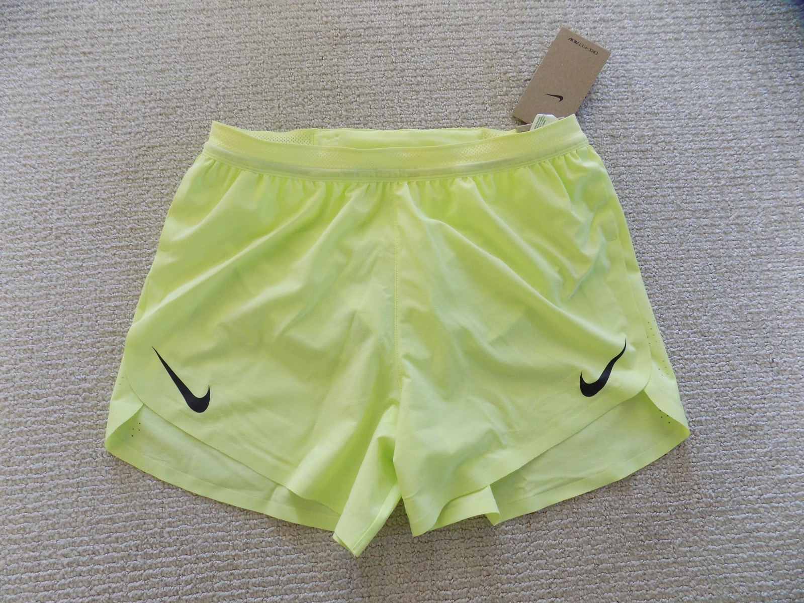 *STEAL* NEW NIKE MENS S M L ADV AEROSWIFT RUNNING SHORTS 4" LEMON YELLOW FN3352