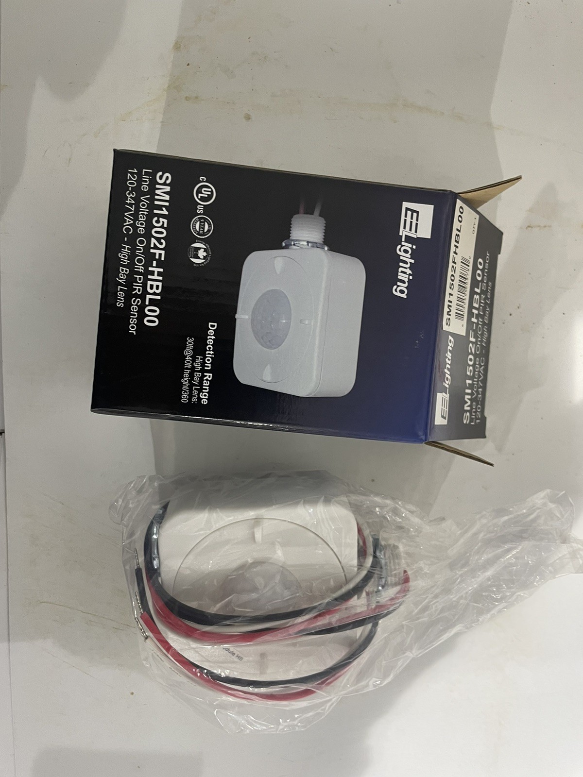 Line Voltage On/off PIR Sensor 120-347VAC - High Bay Lens.