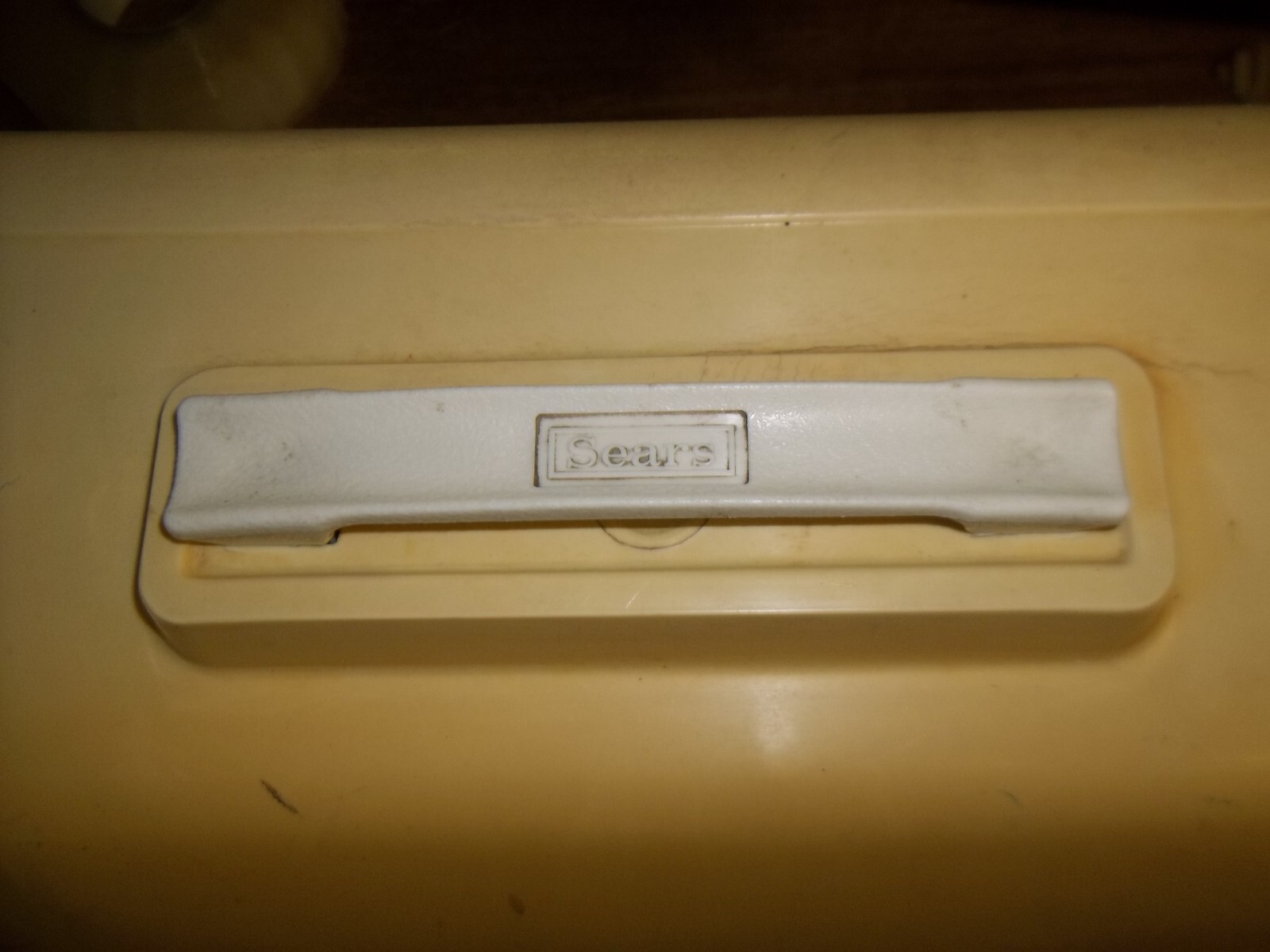 Vintage Kenmore 1525 Sewing Machine W/ Case & Manual