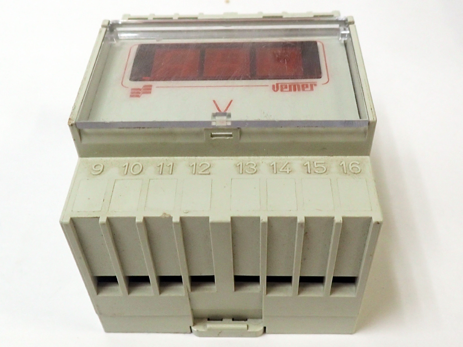 VEMER VOLTMETER EV-4DIN 0-600VAC. VN 5013