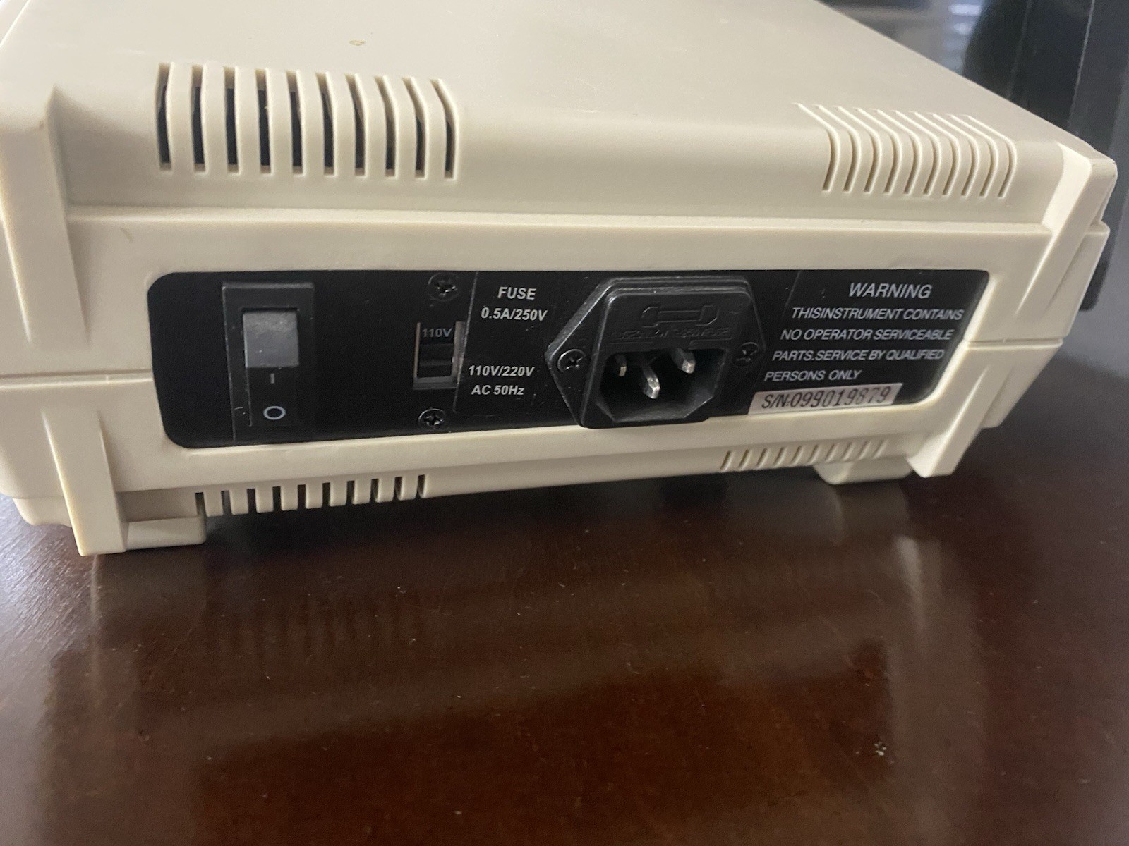 Victor VC2002 Function Signal Generator