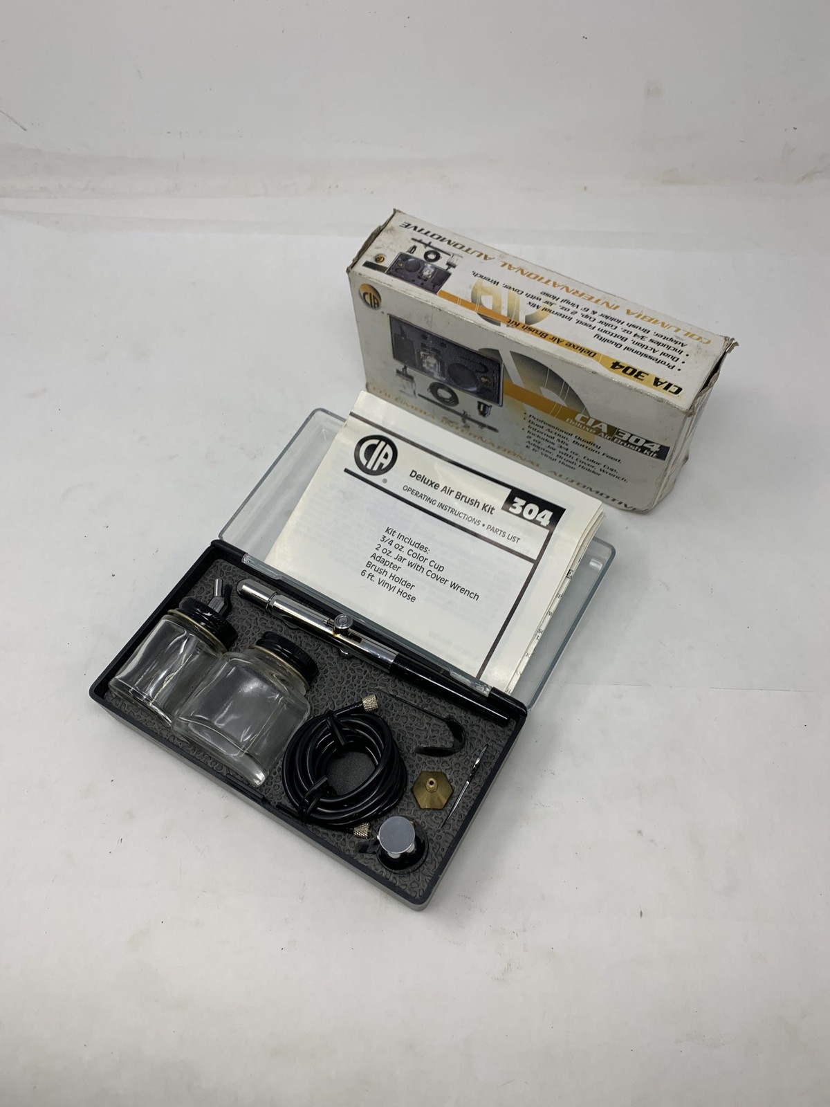 CIA CIA304 Deluxe Airbrush Kit (Used)