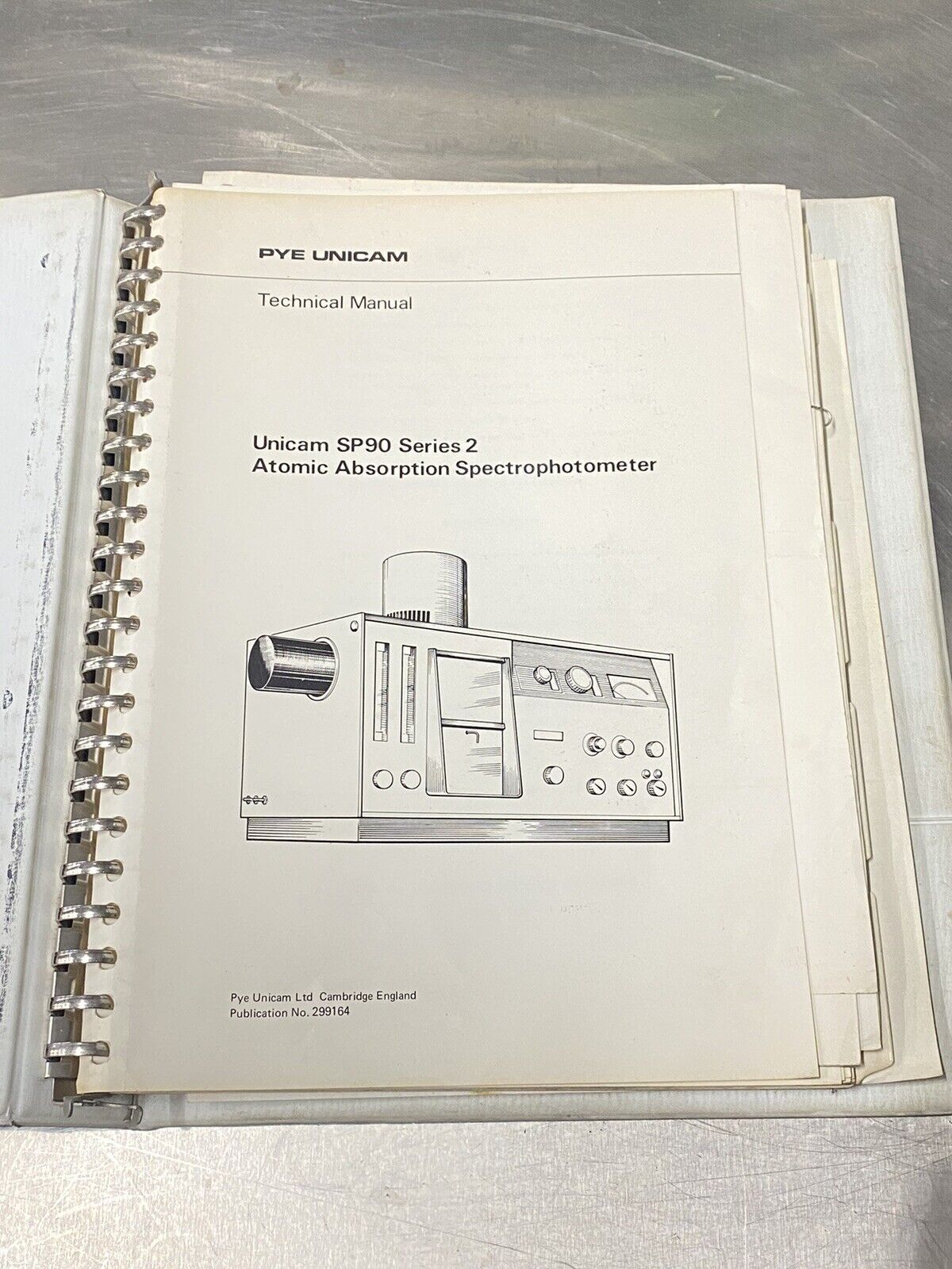 Pye Unicam 94408 AA SP90 Spectrophotometer - Users Guide / Instruction