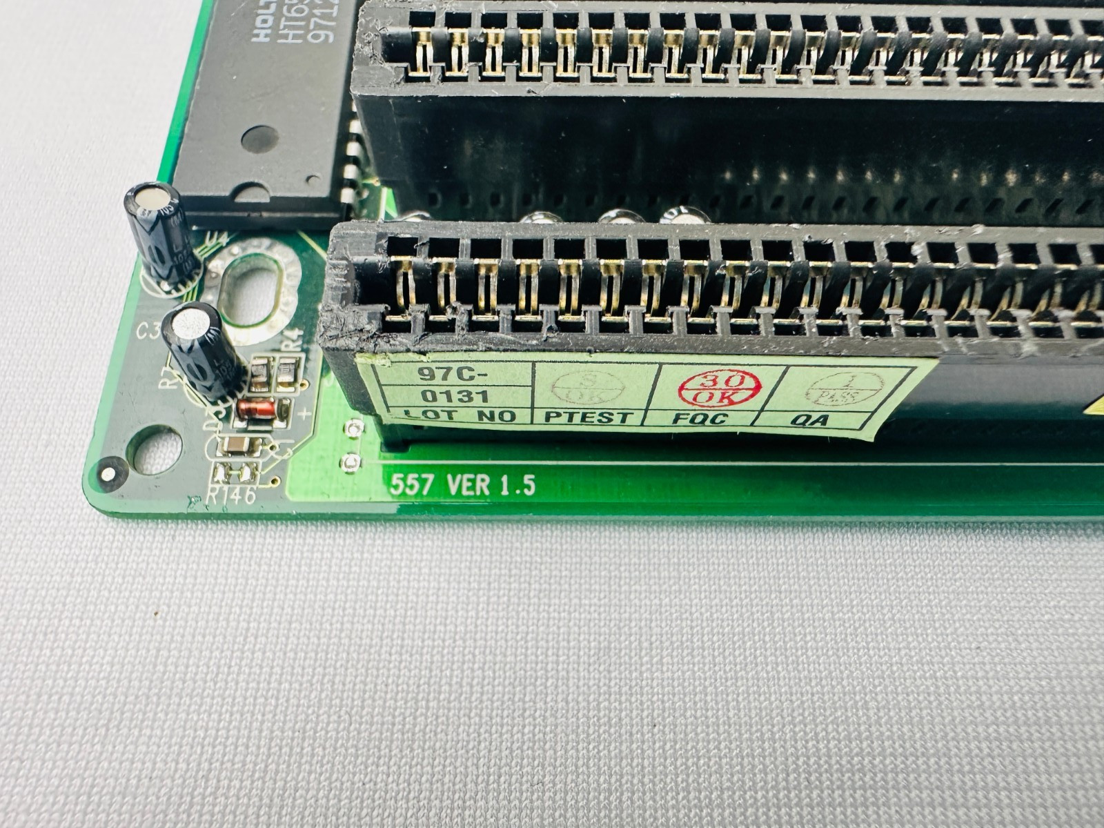 Shuttle HOT-557 Motherboard