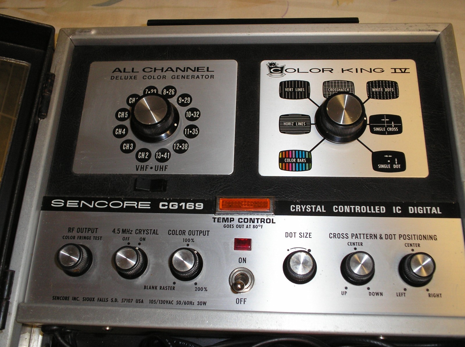 SENCORECG169 DELUXE COLOR GENERATOR