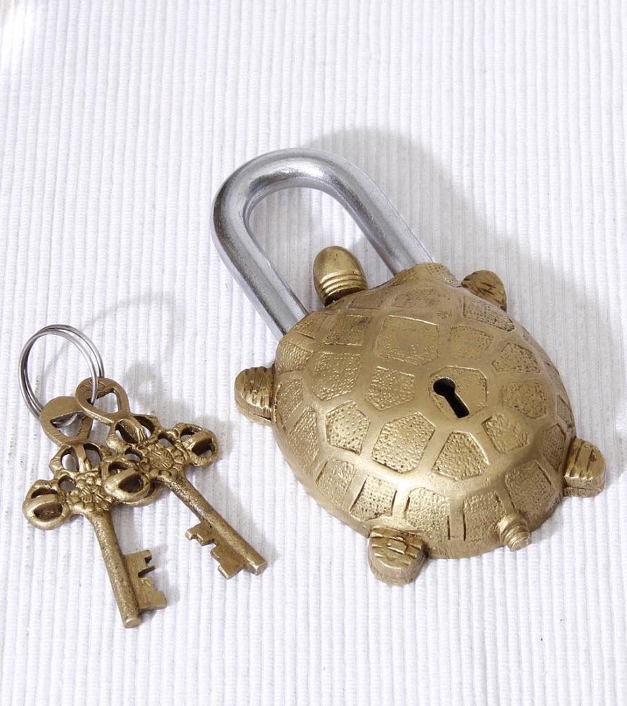 Handmade Vintage Style Rare Tortoise Design Functional Brass Padlock With 2 Keys