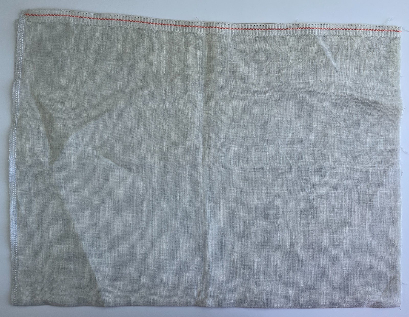 Fox & Rabbit 40 Ct Linen in Paperback 18x26