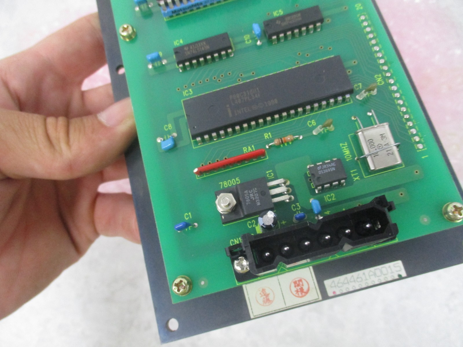 HITACHI M2KBS 00-12-02 OPERATOR KEYPAD UNIT, XA0606