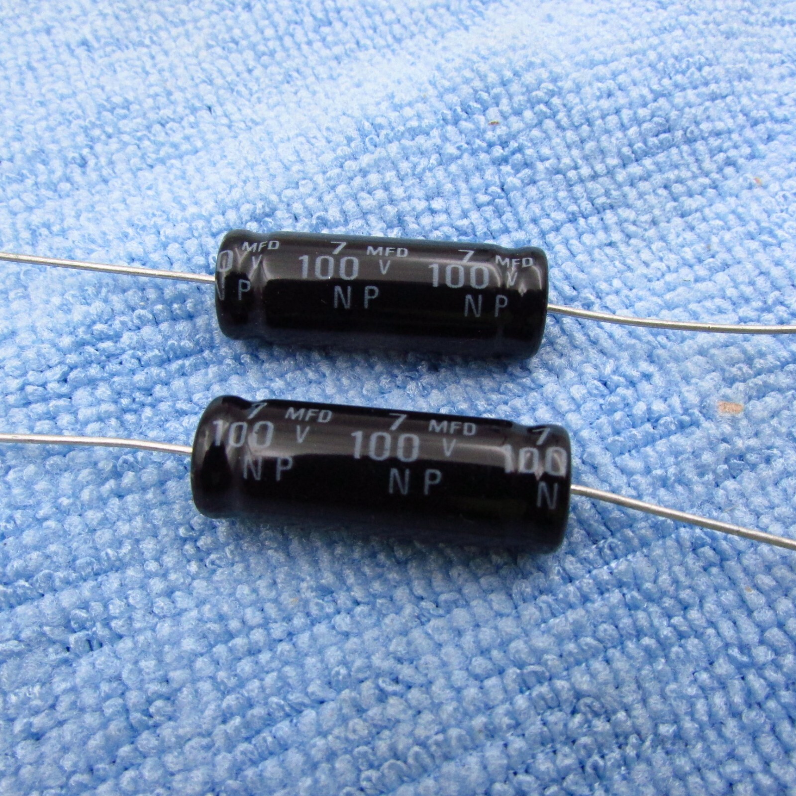 Qty 2 ( 7uF ) 100V Metalized Polyester Film Speaker Crossover Capacitor