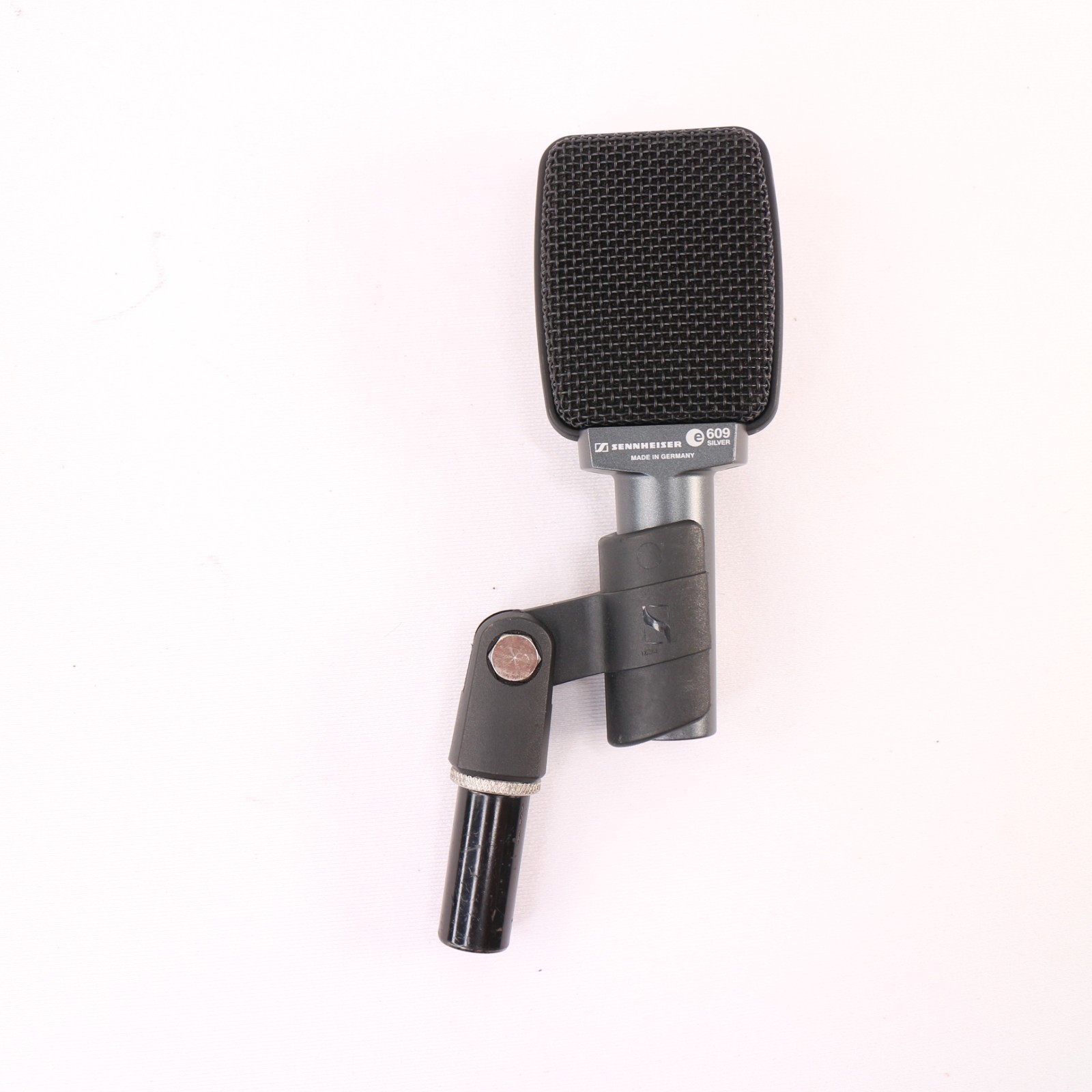 Sennheiser e609 Silver Dynamic Super-Cardioid Microphone Tested Guitar Amplifier