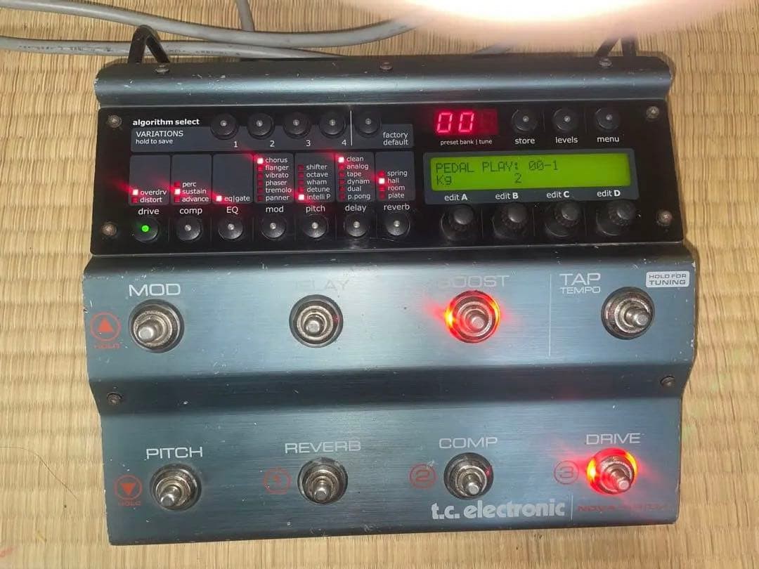 TC Electronic Nova System Guitar Multi Effects Processor Pedalboard Tested Japan