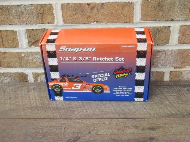 SNAP-ON TOOLS SCREWDRIVER ETC. DISPLAY BOX 12 BOXES GARAGE MAN CAVE NO TOOLS