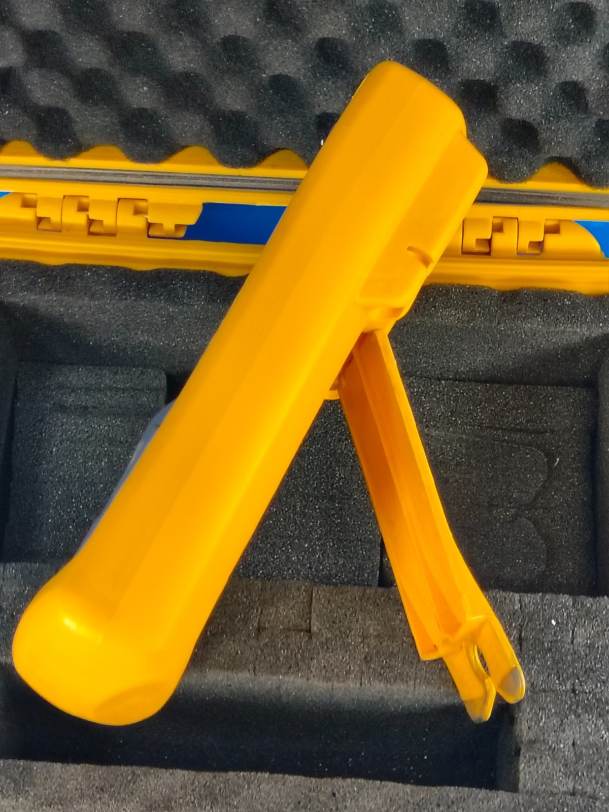 Fluke 714 Thermocouple Calibrator Meter Multimeter