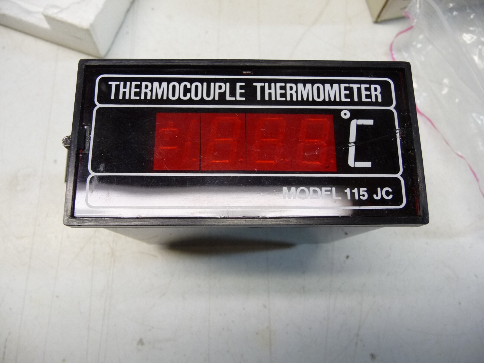 Omega Model 115JC, #882338-JC, Thermocouple Thermometer, New