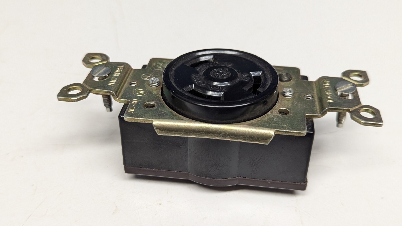 New General Electric NEMA L7-30R Locking Receptacle,  277 VAC, 30AMP
