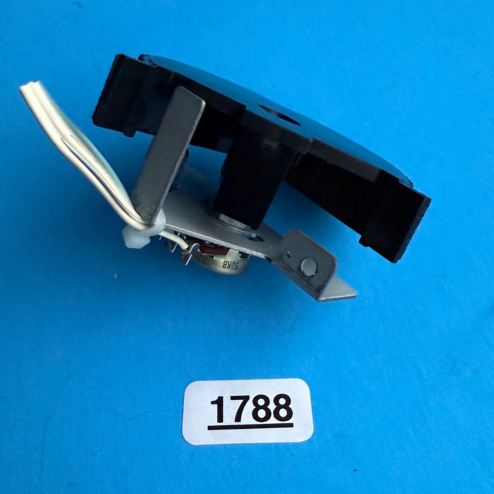 CASIO WK-1630 Keyboard Used Replacement Part: Modulation Knob Mod Wheel