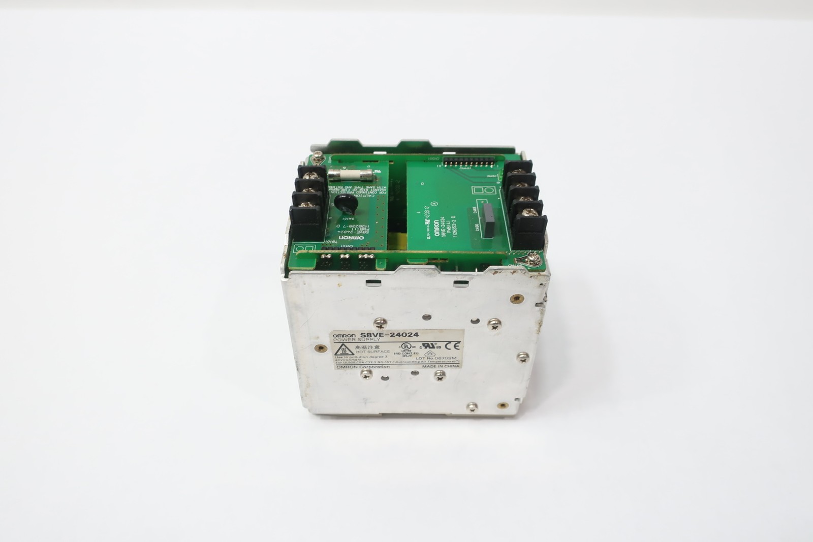 Omron S8VE-24024 Power Supply Module 24v-dc 10a