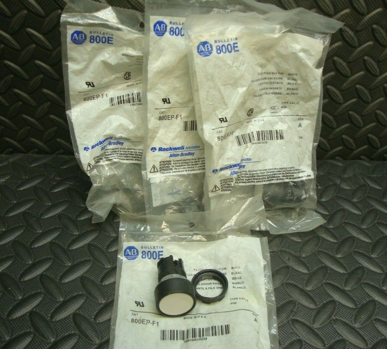 4 Lot NEW Allen Bradley 800EP-F1 White Flush Push Button AB