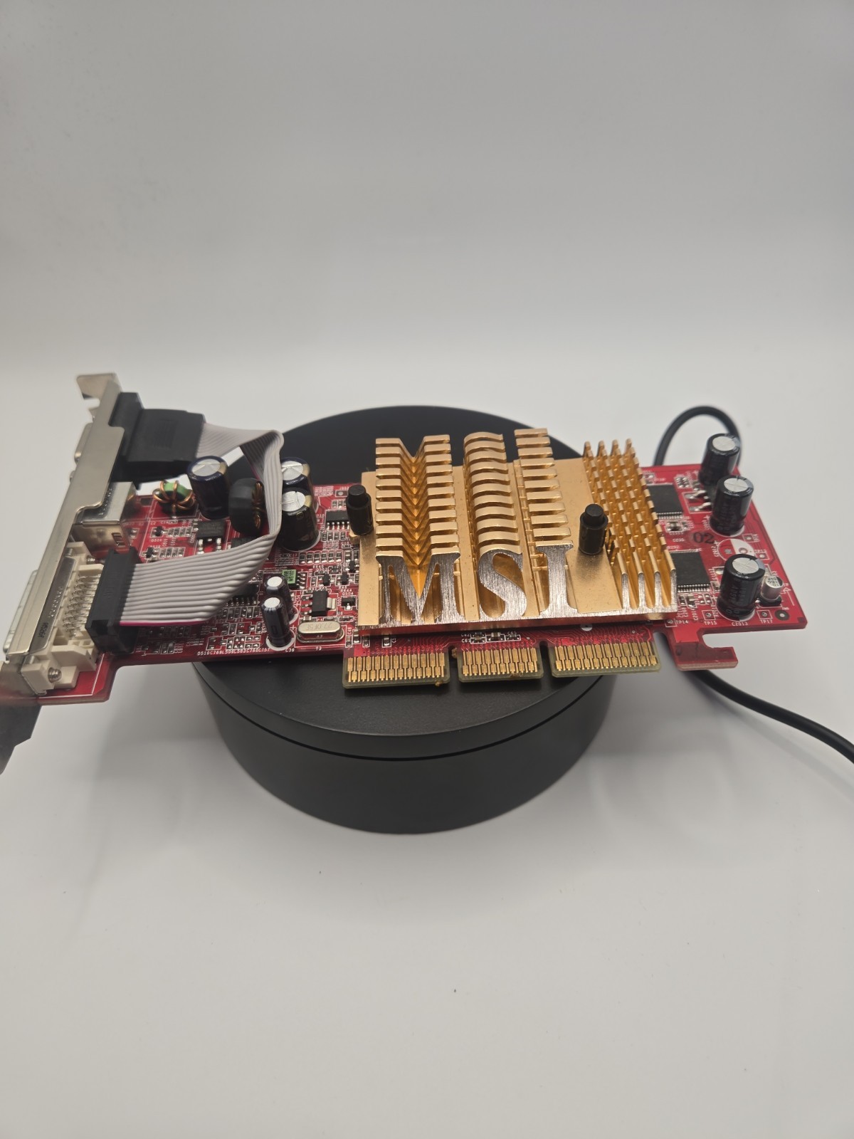 SILVER STRIKE BOWLING / BOWLERS CLUB MSI FX5200 AGP VIDEO CARD