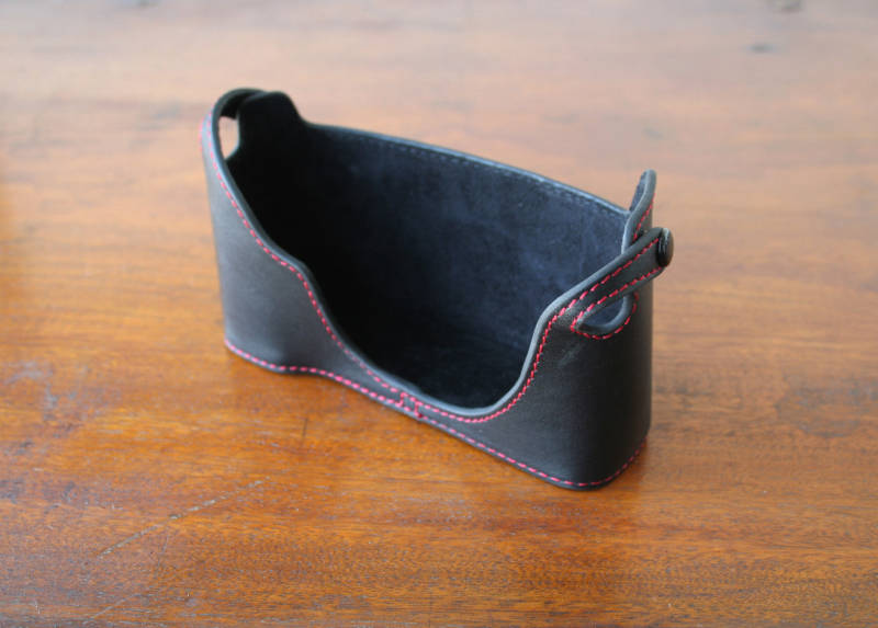 Mr. Zhou Black Leather Half Case with Red Stitching for Contax G2 Camera