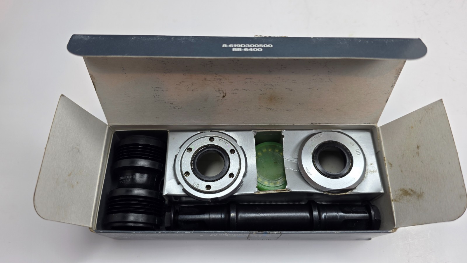 Shimano 600 Ultegra Bottom Bracket Set