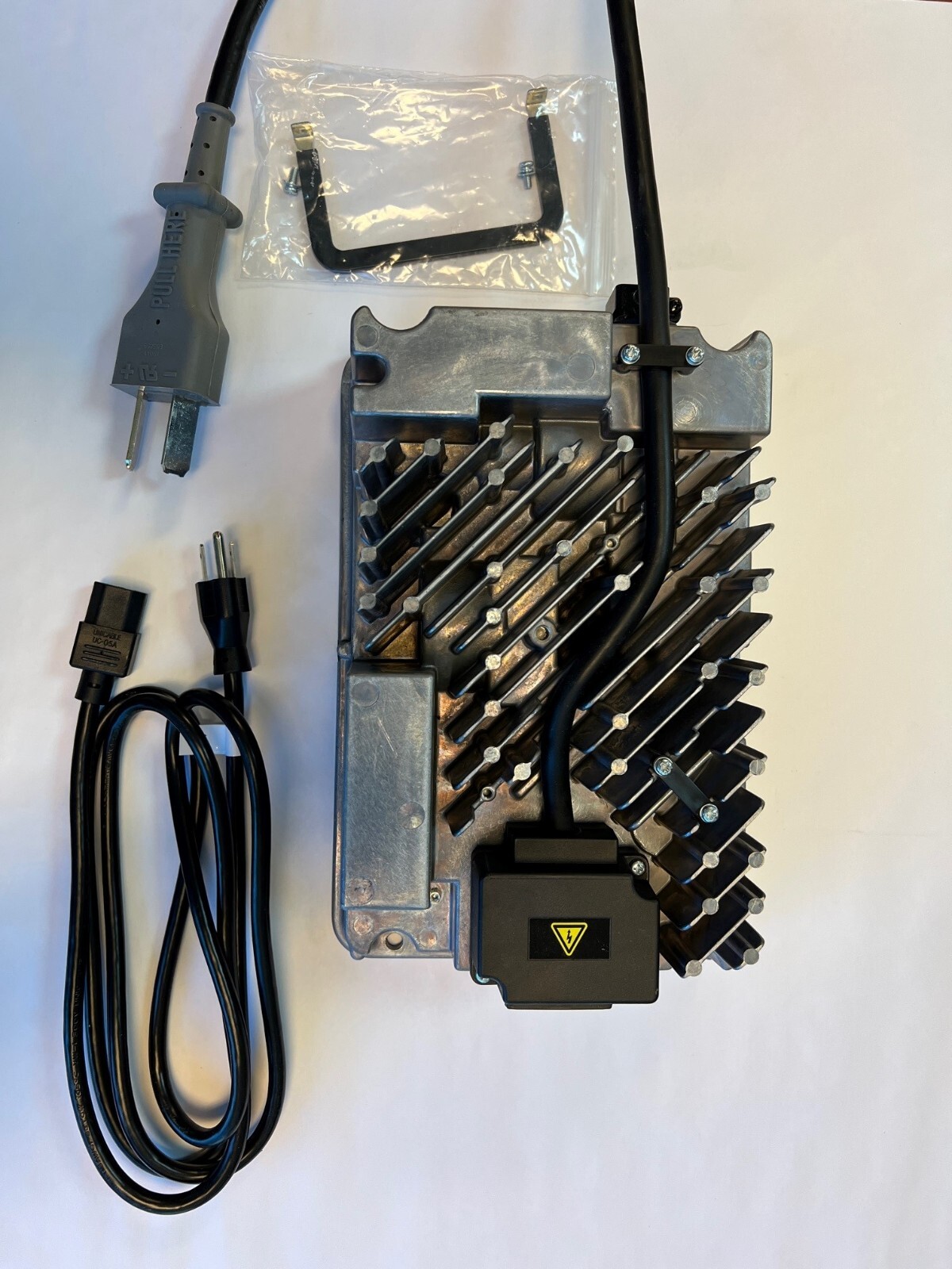 NSS 26-9-8041 Battery Charger 36V 25A  Manual Timer
