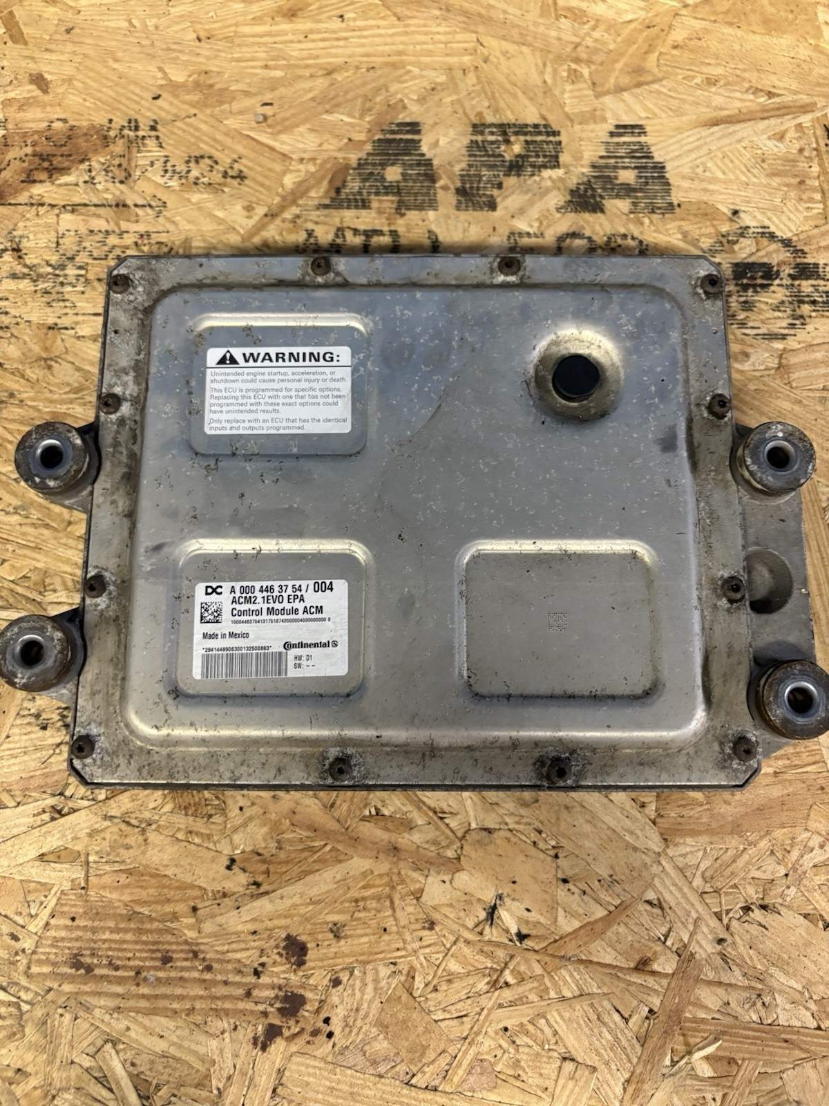 DETROIT DIESEL ECM DD15 ENGINE CONTROL MODULE MCM 2.1 A 000 446 37 54