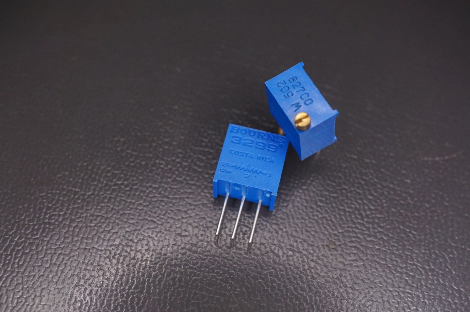 Lot of 2 3299W-1-502LF Bourns Trimmer Resistor 5k Ohm 10% 1/2W 500mW 25 Turns
