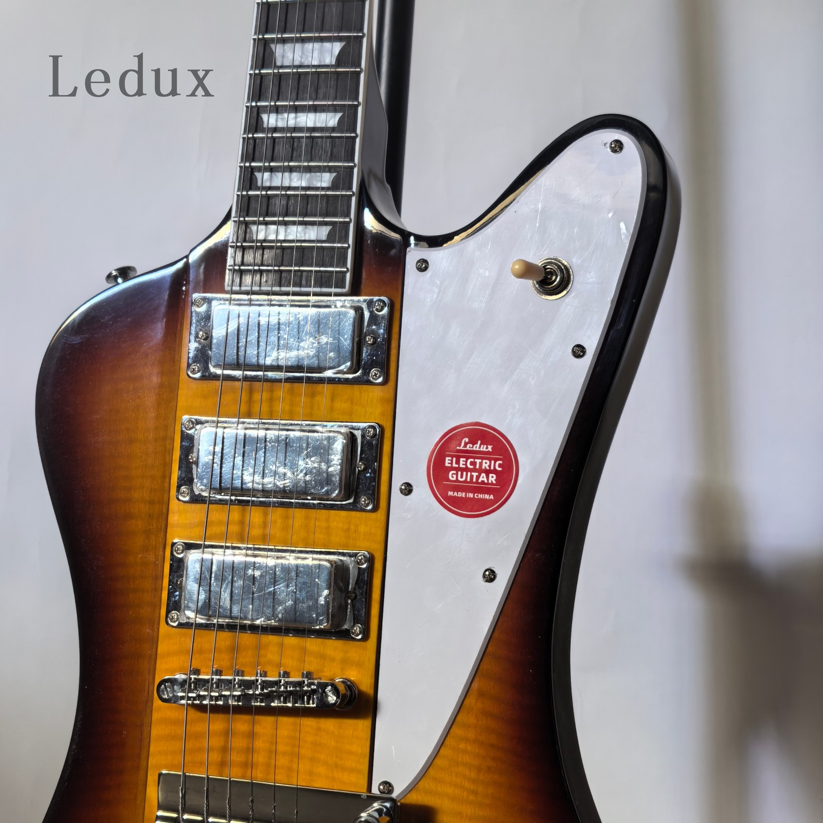 Custom Vintage Sunburst Electric Guitar Mini Pickups Mahogany Body&Neck