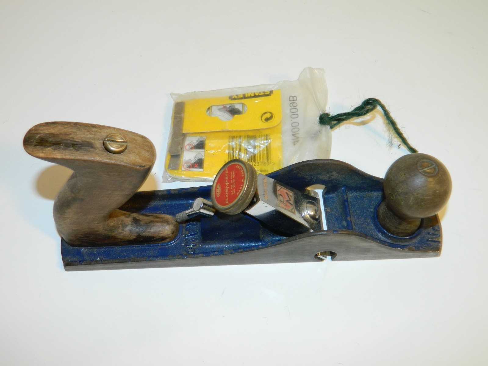 Vintage Paramo No10 'Plane Master' Bench Plane + stanley blades Made In England