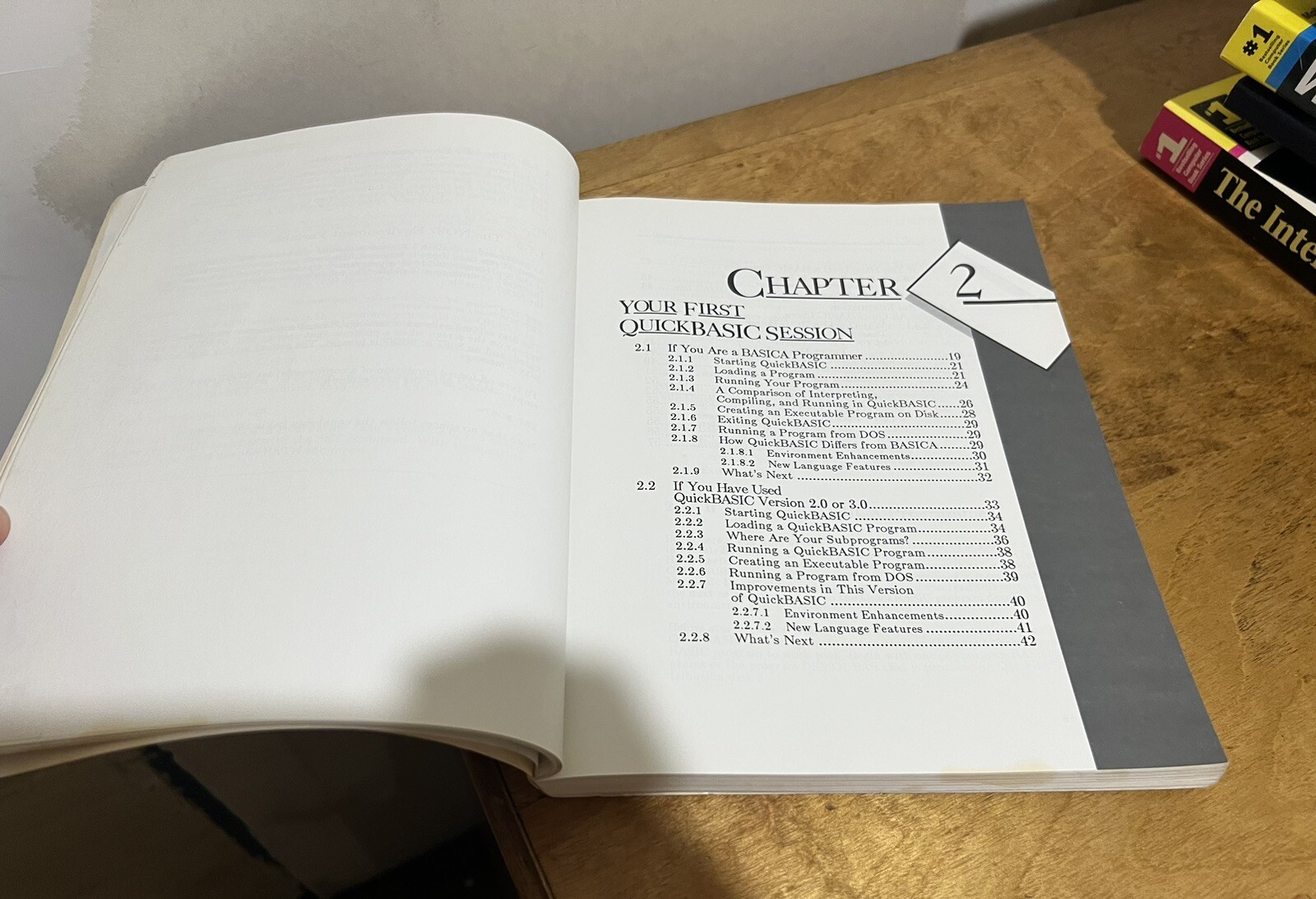 Vintage Microsoft QuickBASIC 4.0 1987 IBM PC Users Guide Book Manual