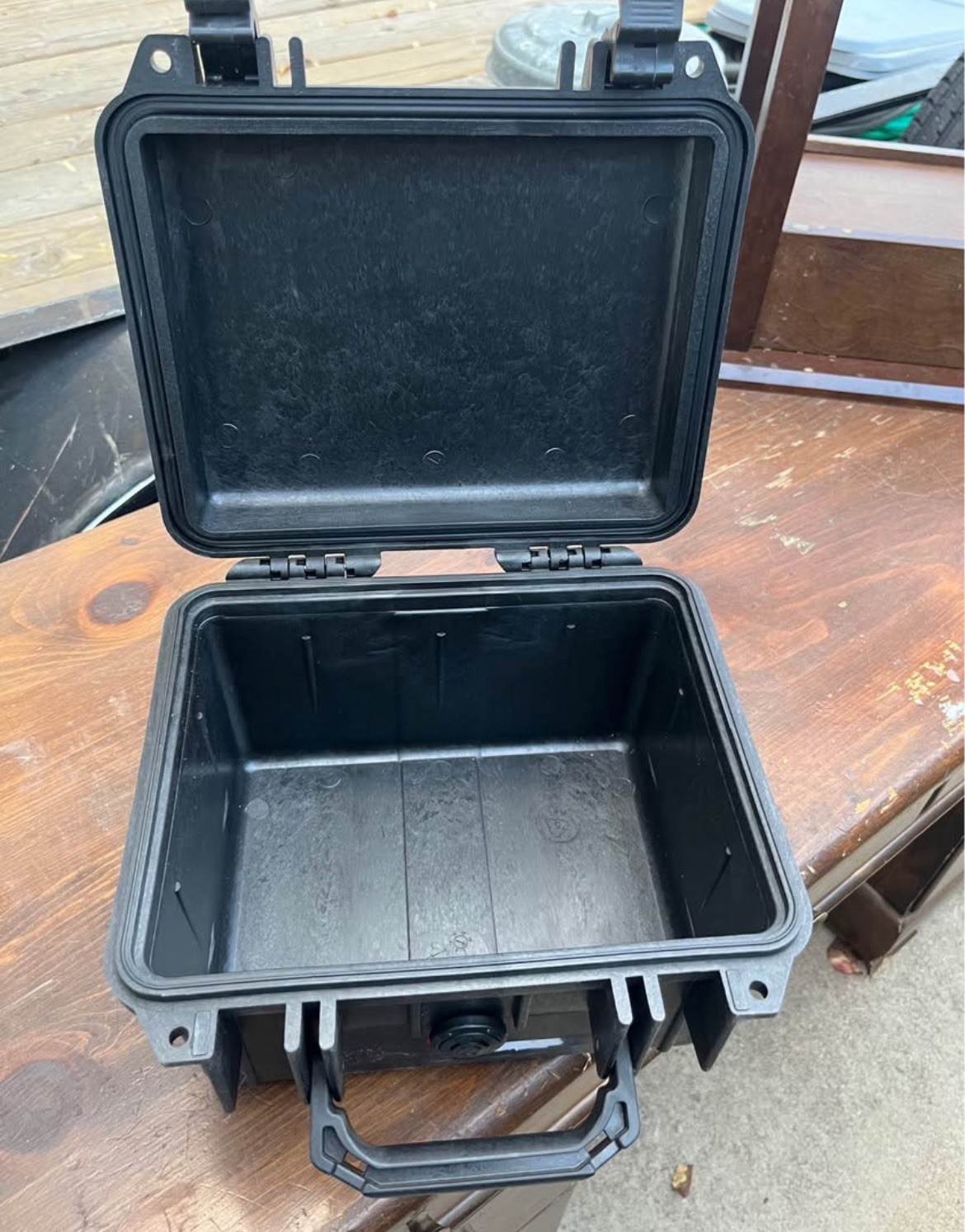 Pelican 1300 Watertight, Dust Proof Protective Case