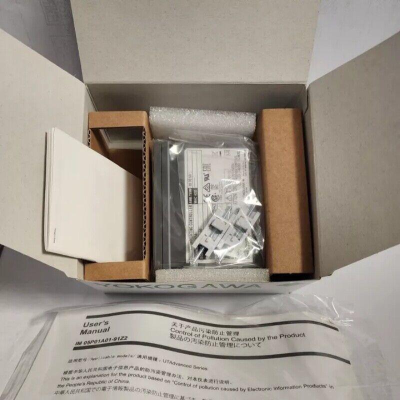 New For YOKOGAWA UT32A-000-11-00 Temperature Controller Brand