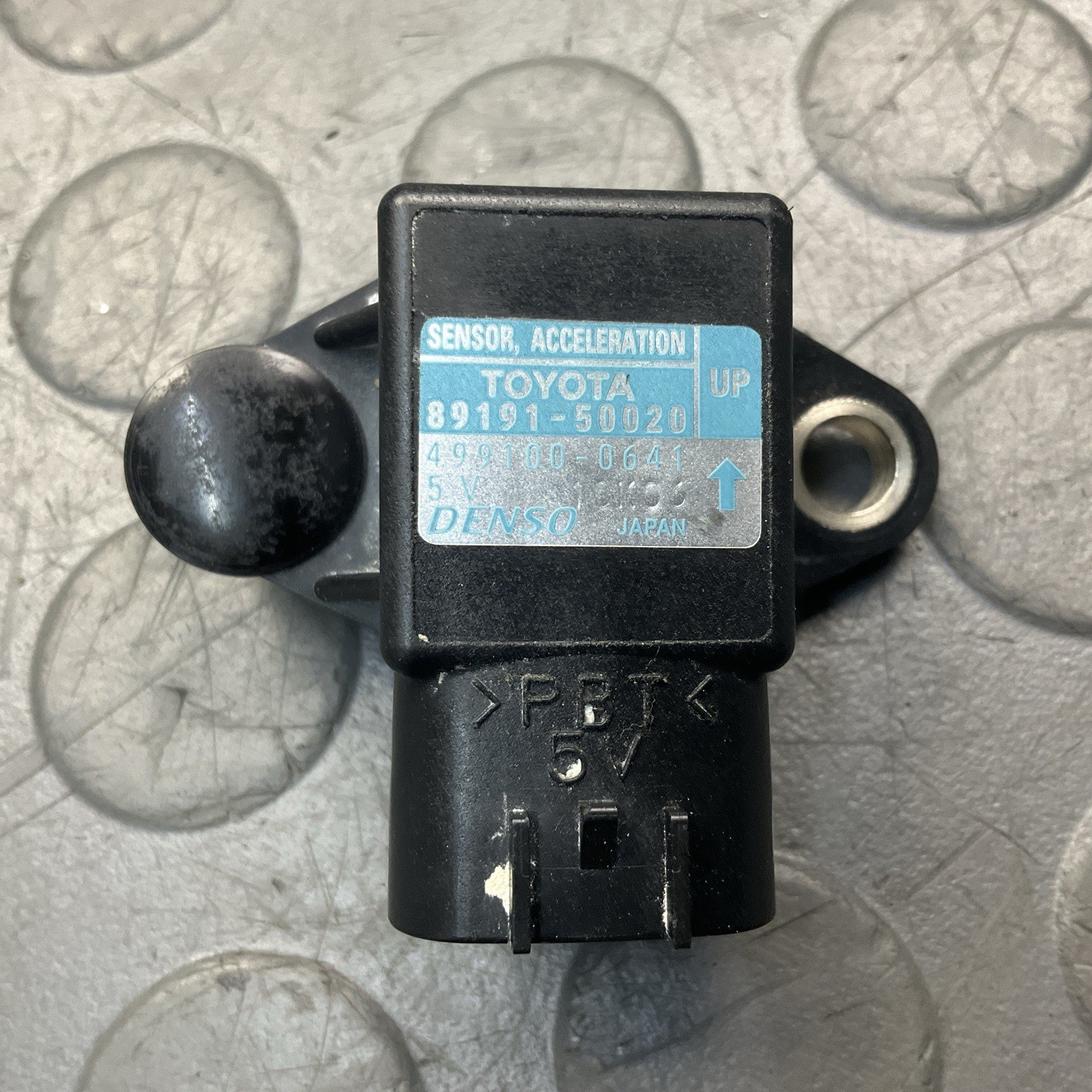 2007-2009 Lexus GX470 Acceleration Sensor OEM