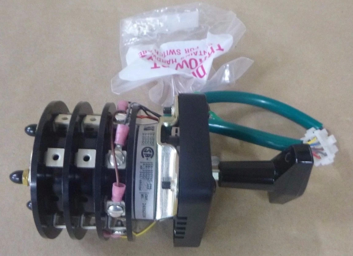 24PA202PW Electroswitch Supervisory Relay Control Switch , Series 24