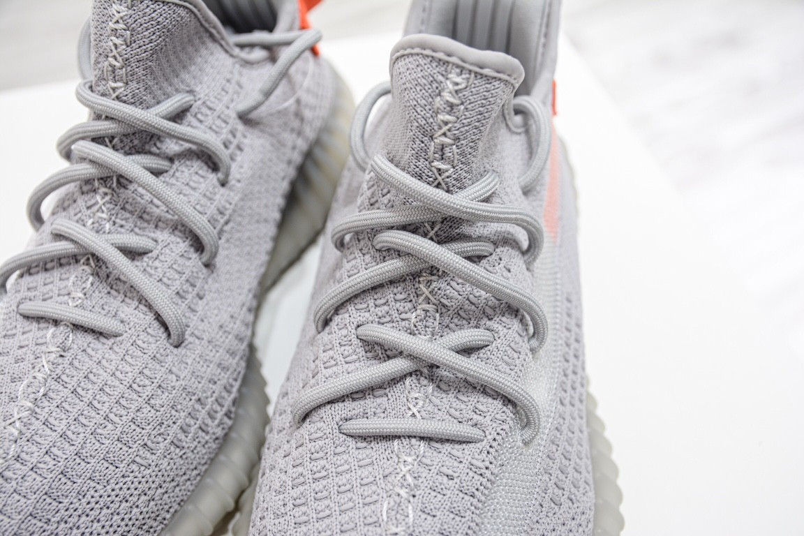 Yeezy Boost 350 V2 Tail Light FX9017