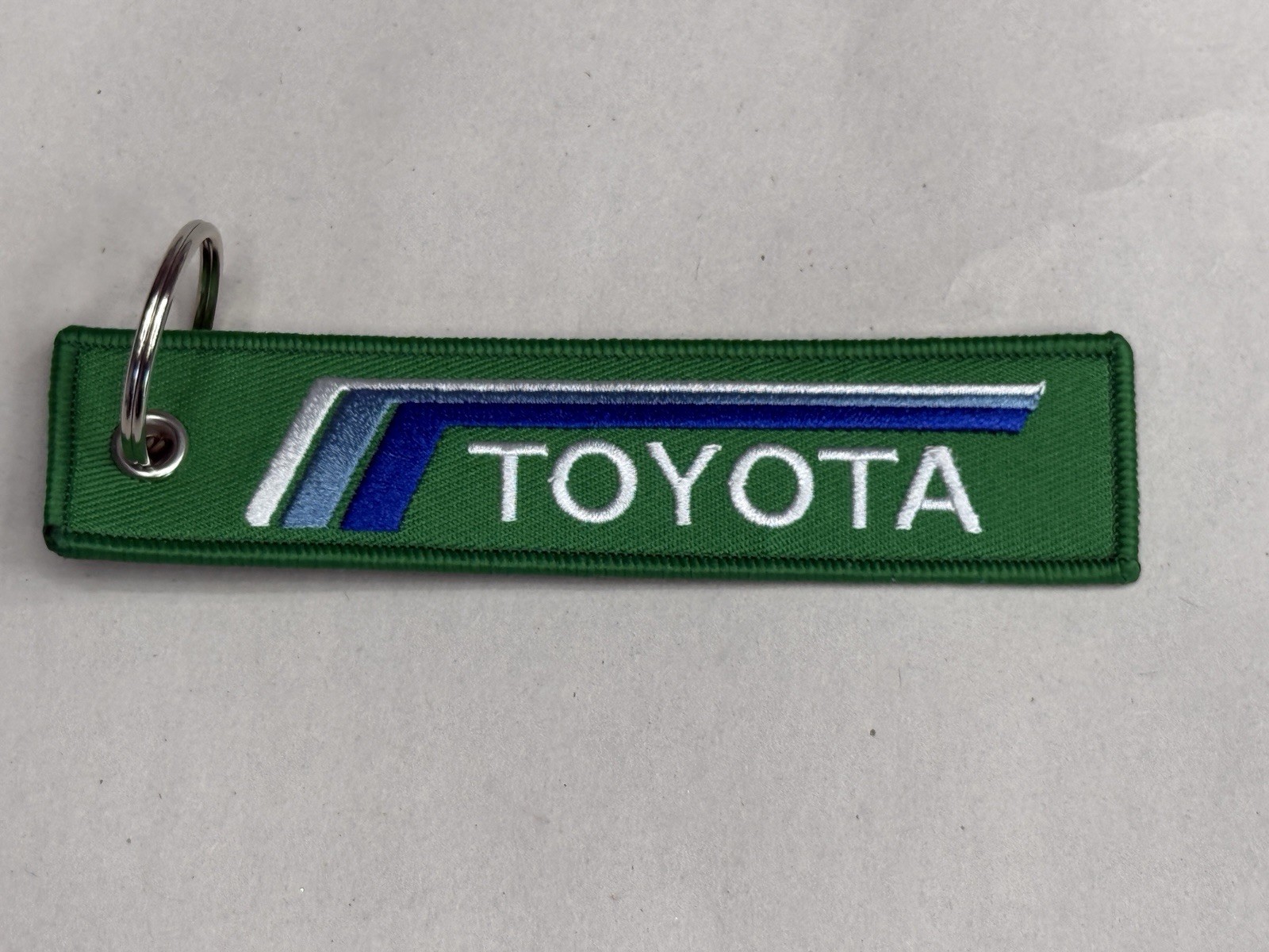 TOYOTA Keychain Vintage Retro Look 4RUNNER TACOMA SUPRA TUNDRA TRD 5 Inch Green