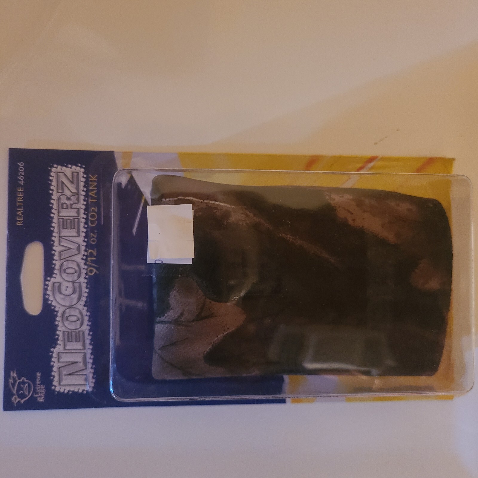 9/12 oz CO2 Realtree Neoprene Tank Cover