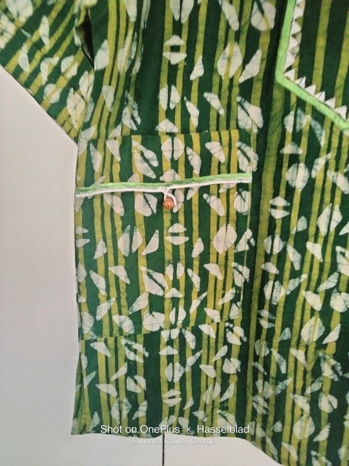 Men African Top With Two Front Pockets.