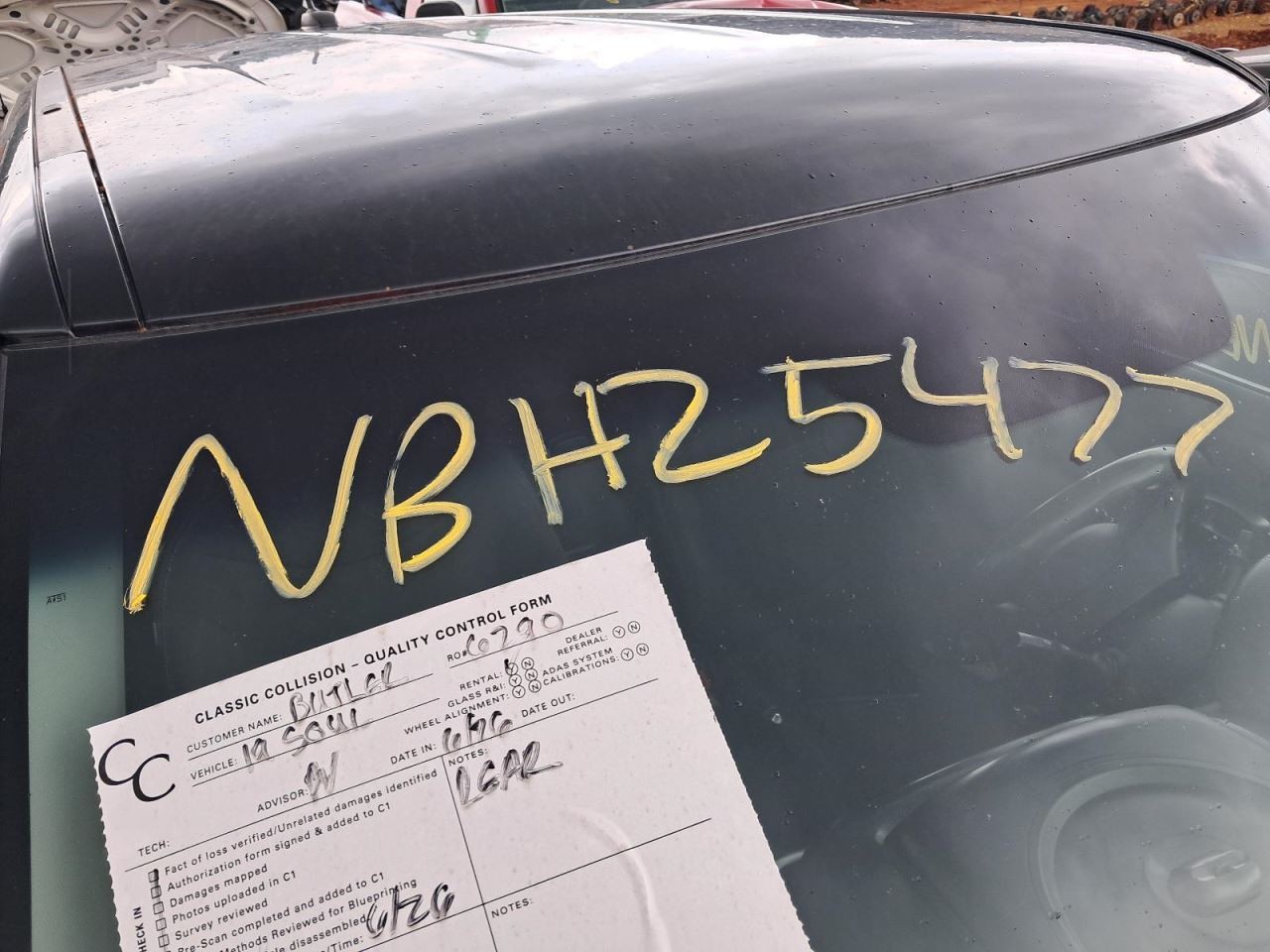 SOUL 2019 Glove Box 4764487