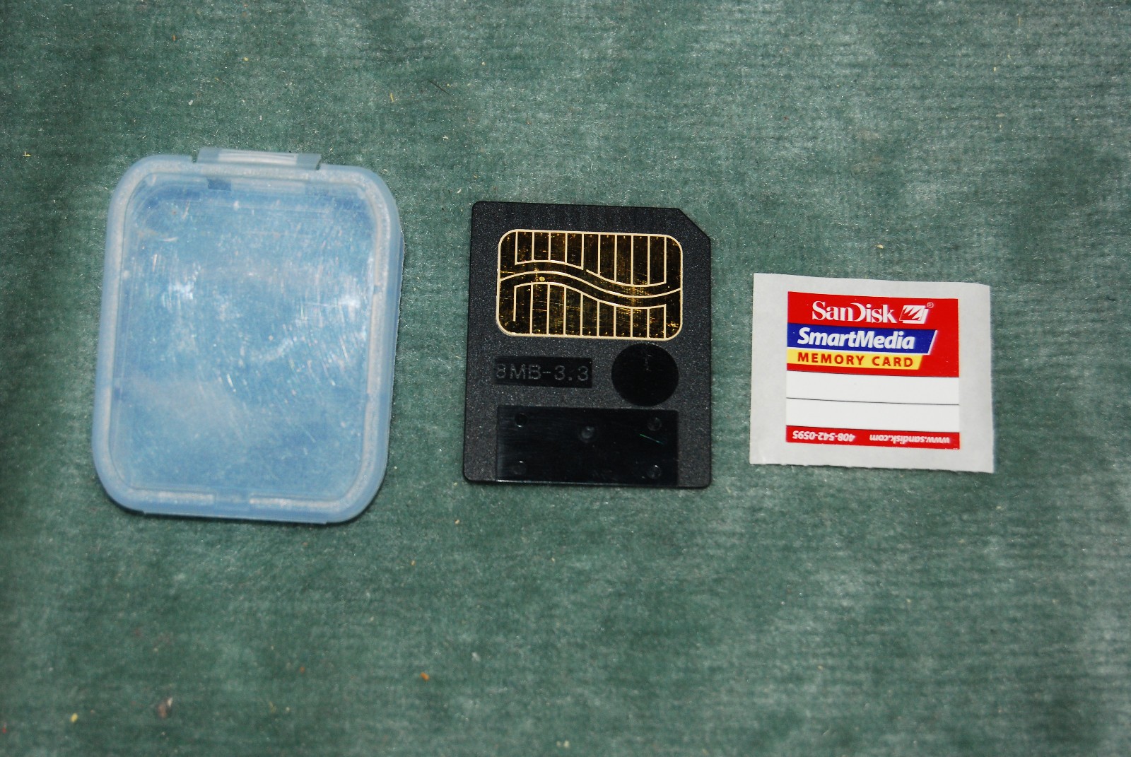 SmartMedia 8MB 3V Camera Memory Card Japan w/ Case